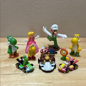 Mario Kart Character Toy Set Mario Brothers. Lot of 10.